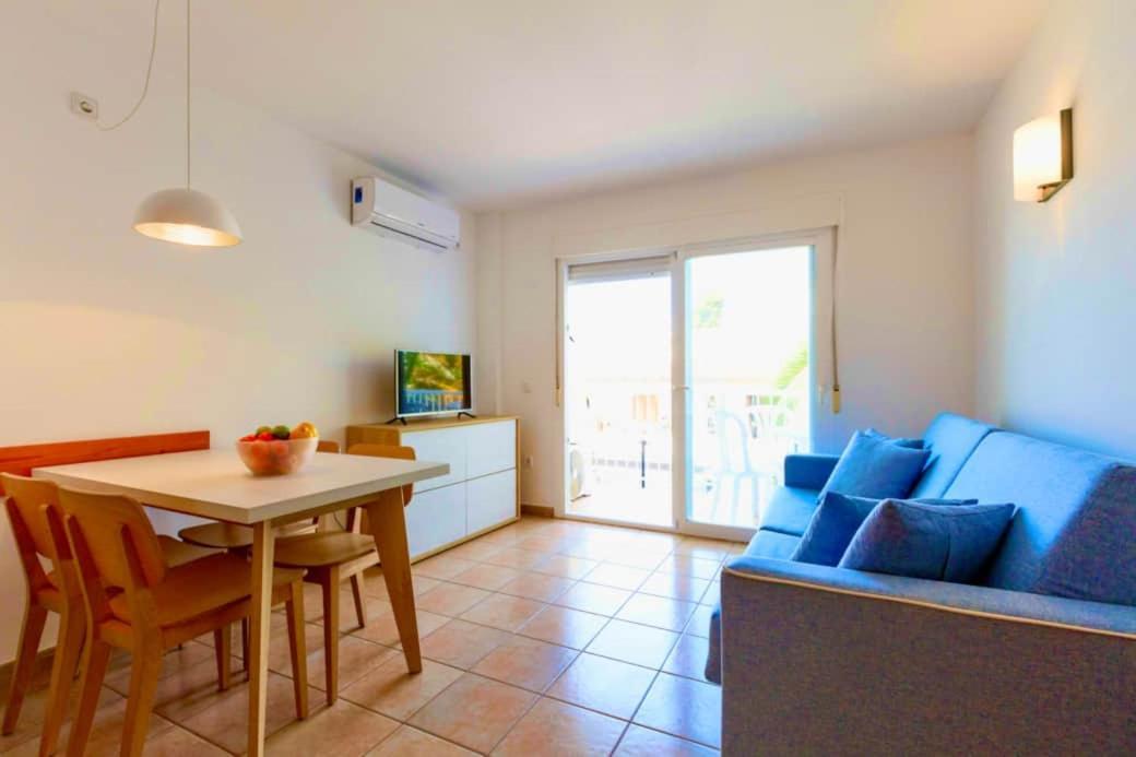 Apartamento Apartamento Sa Varadero 2D Vista Mare Laterale Es Pujols Exterior foto
